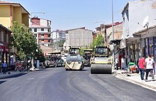 Ahlat Belediyesi’nde sıcak asfalt çalışması