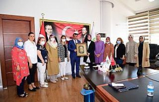 AK Parti Malatya Kadın Kolları’ndan Başkan Gürkan’a...