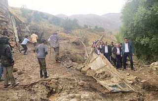 AK Parti teşkilatı Esendere sel bölgesinde