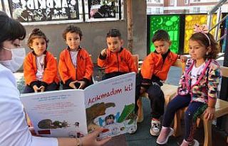 AKD KİDS çocuklara kitap sevgisini aşılıyor