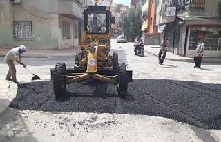 Akdeniz’de yol ve kaldırım çalışmaları devam...