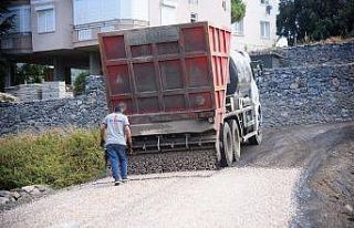 Alanya Belediyesi’nden doğu mahallelerine asfalt...