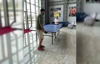 Ali Karimi yemek kaybetti