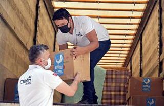 Aliağalı vatandaşlardan yangın bölgelerine destek