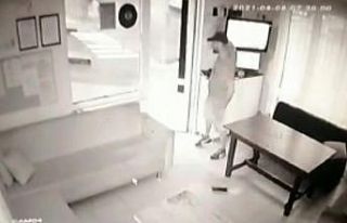 Alkollü şahsın taksi durağına saldırı anı...