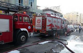 Antalya’da apartman dairesinde çıkan yangın korkuttu