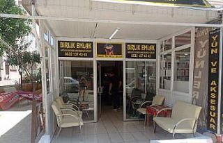 Antalya’da bimekan şahıs, emlakçıda ölü bulundu