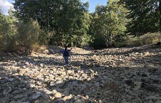 Antalya’da Üzümdere ırmağı kurudu