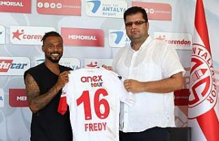 Antalyaspor, Fredy Ribeiro ile 3+1 yıllık sözleşme...