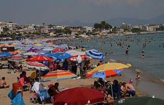 Artan korona virüs vakalarına rağmen Altınkum...