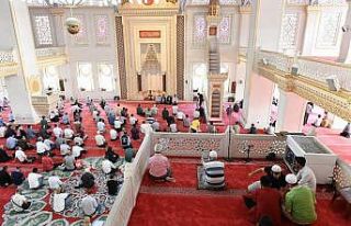 Aşı karşıtı imam açığa alındı