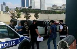 Ataşehir’de polisleri gören şüpheli, uyuşturucu...