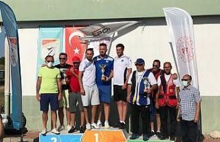 Atıcılıkta Düzce kürsüde