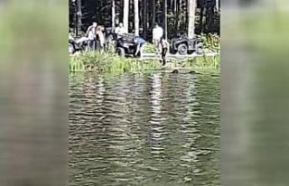 ATV ile göle uçtular: 2 yaralı