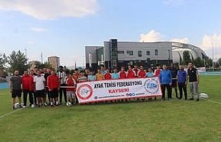 Ayak Tenisi İl Birinciliği başladı