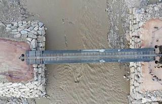 Ayancık’ta selin yıktığı köprünün yerine...