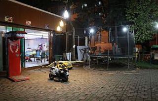 Aynı yerde çıkan bıçaklı ve silahlı iki farklı...