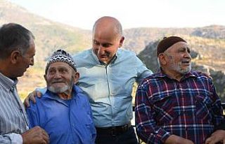 Bakan Karaismailoğlu: "Sahada yangınla mücadeleye...