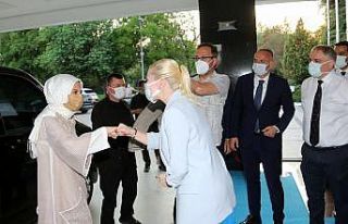 Bakan Kasapoğlu, Rektör Özkan ile bir araya geldi