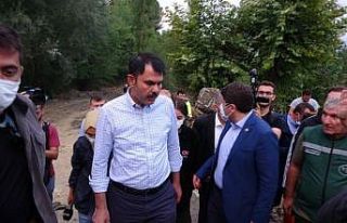 Bakan Kurum, Bartın’daki sel bölgelerinde