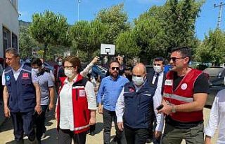 Bakan Yanık, Vali Dağlı’dan sosyal market hakkında...