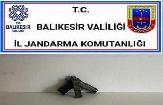 Balıkesir’de jandarma 13 şahsı gözaltına alındı
