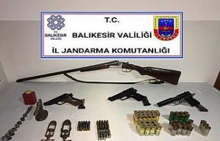 Balıkesir’de jandarmadan asayiş ve trafik uygulaması