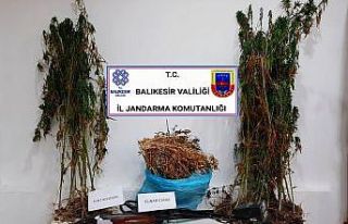 Balıkesir’de jandarmadan ’Huzur’ operasyonu