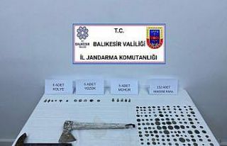 Balıkesir’de jandarmadan tarihi eser operasyonu
