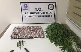 Balıkesir’de polis ve jandarmadan 61 şahsa gözaltı