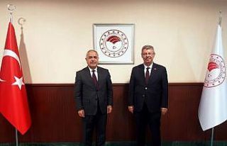 Başkan Akay Ankara’da