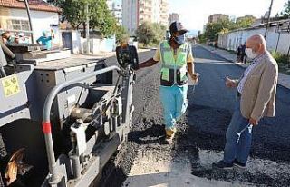 Başkan Çolakbayrakdar: Asfaltlamadık cadde ve sokak...