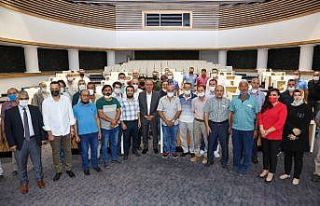 Başkan Kavuş’tan Larende Caddesi esnaflarına...