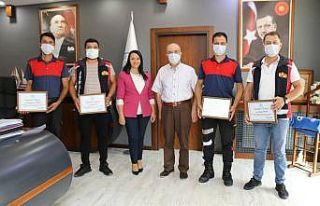 Başkan Tekin, itfaiye personeline teşekkür etti