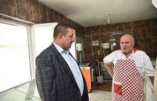 Başkan Vidinlioğlu, esnafın sorunlarını dinledi