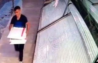 Batman’da hırsız marketin demir raflarını çaldı