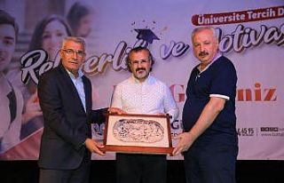 Battalgazi’de yazar Aslanhan, gençlerle buluştu