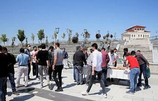 Bayburt Üniversitesinde aşure ikram edildi