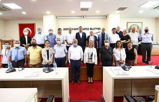 Bayraklı Kent Konseyi başkanını seçti