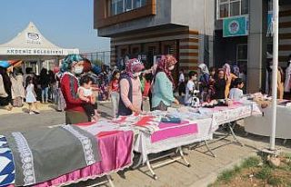 Bekirde Kültür ve Sanat Evi kursiyerleri hünerlerini...