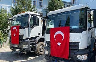 Bilecik’e hibe edilen arazöz ve vakumlu yol süpürge...