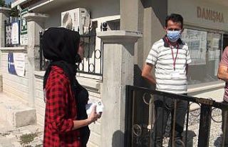 Bir dakika ile sınava alınmayan bayan aday, görevlilere...