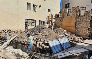 Bir dönem semt ocağı olarak kullanılan tarihi...