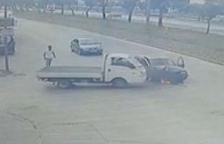 Bursa’da kaza anı kameralara yansıdı