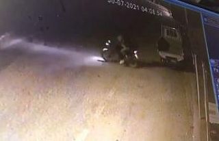 Bursa’da motosiklet hırsızlığı kamerada