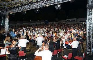 Bursa’da Senforock gecesinde dinleyiciler unutulmaz...