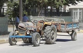 Bursa’da traktörün altında kalan ilkokul öğrencisi...