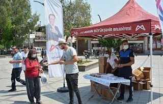Büyükşehir Belediyesi, 50 bin adet aşure dağıttı