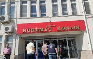 Çalıntı minibüsteki şüpheli adli kontrol şartıyla...