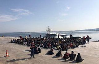 Çanakkale açıklarında 204 düzensiz göçmen yakalandı